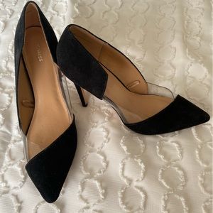 Women’s pumps